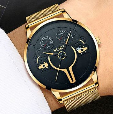 Woman Luxury Watch golden strap