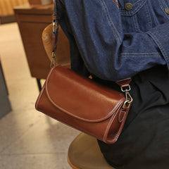 Simple Girl Commuting Cowhide Messenger Bag